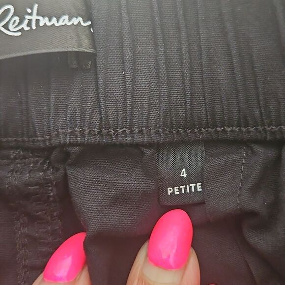 Women's Black Cargo Capri Cotton Pants - Picture 3 of 16